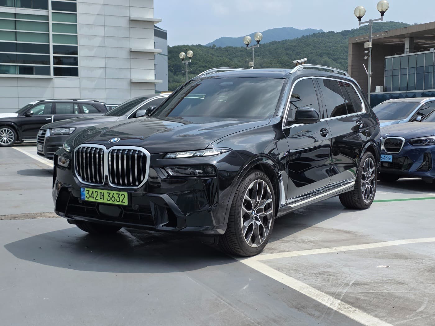 BMW X7 xDrive 40i M Sport из Кореи